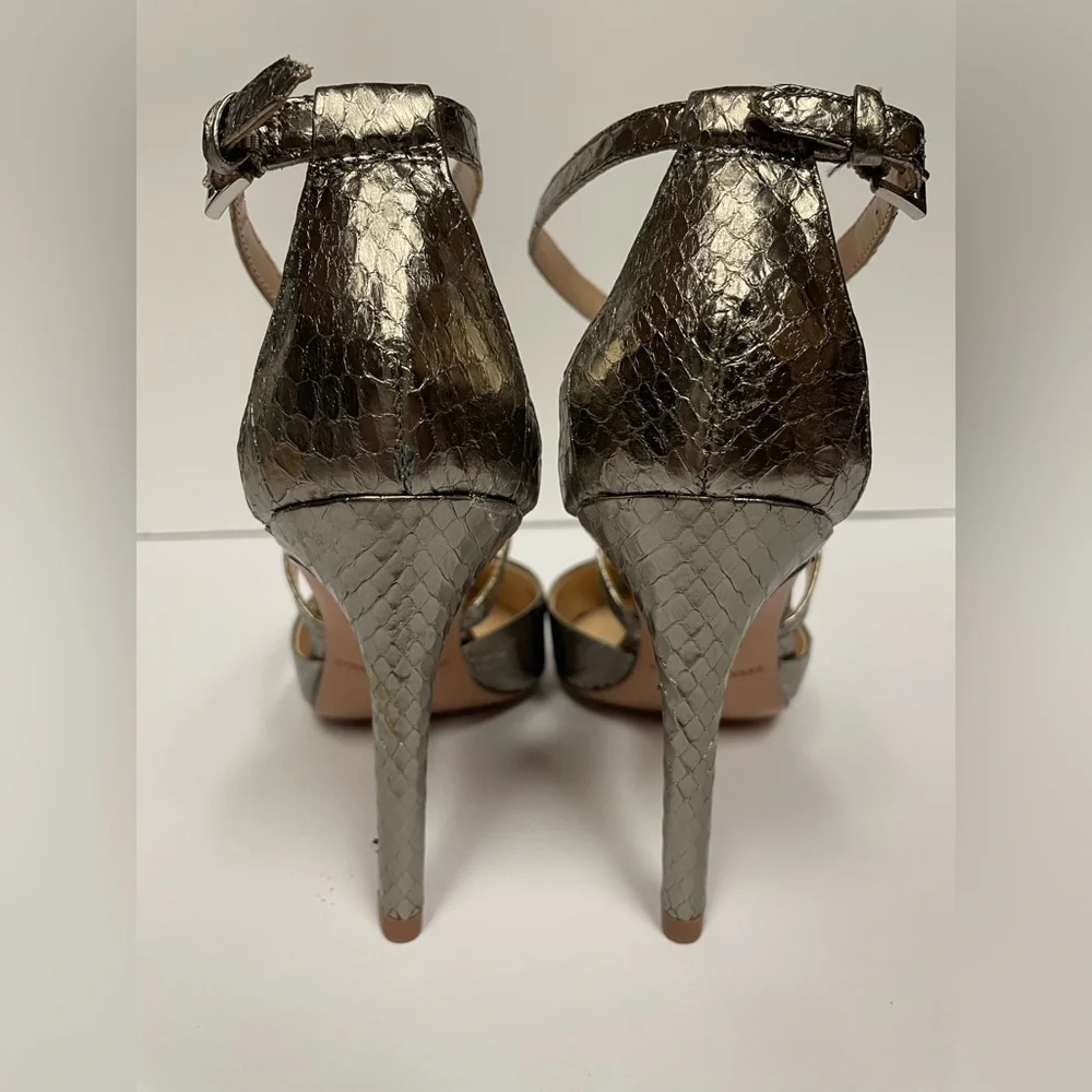 Pour la victoire Cheyenne pointed toe Strappy pumps heel pewter metallic snake 6